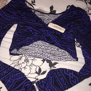Forever 21 long sleeve criss cross back crop top